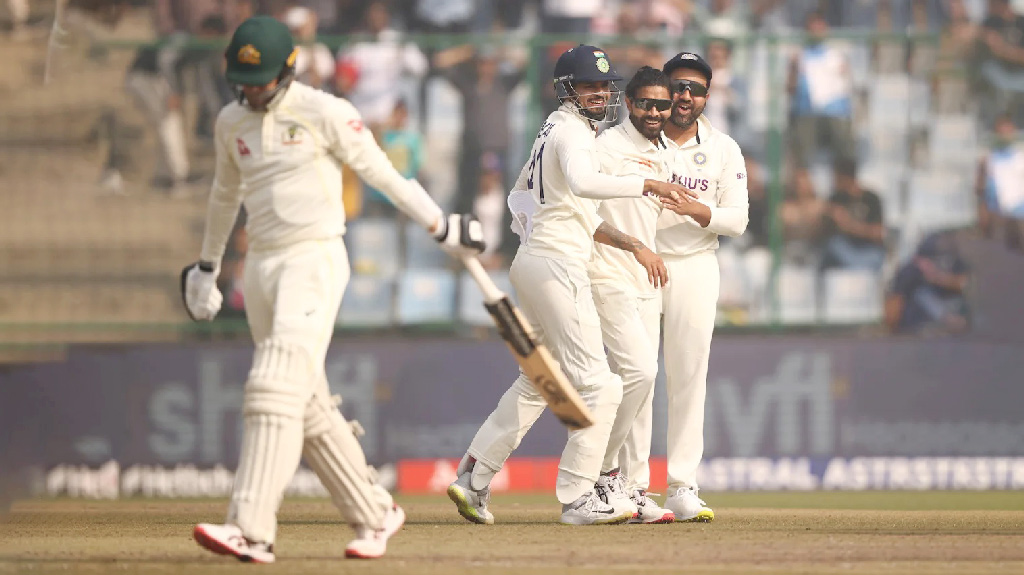 জাদেজা-অশ্বিনের ঘূর্ণিতে দিল্লিতেও তিন দিনে শেষ অস্ট্রেলিয়া