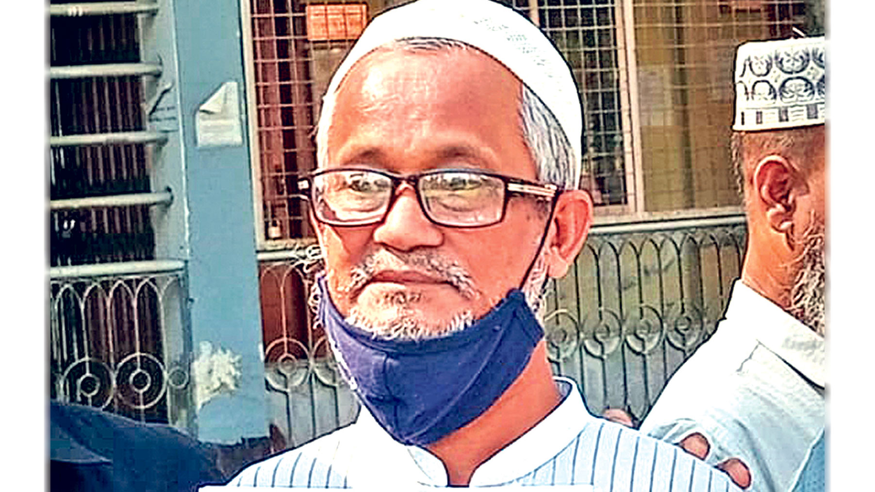 এক যুগ পর স্বপদে ফিরলেন অধ্যক্ষ