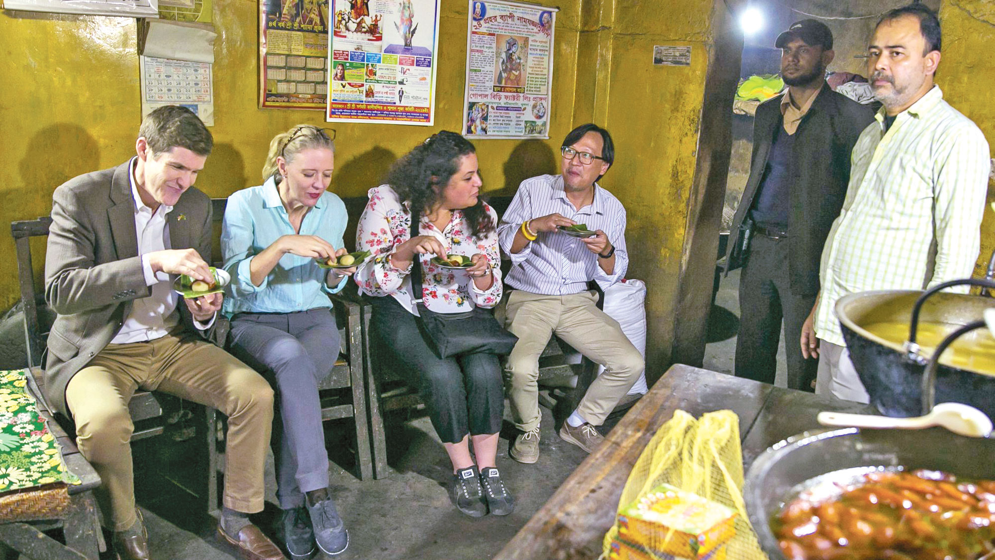 ১৩০ বছরের মিষ্টির দোকান