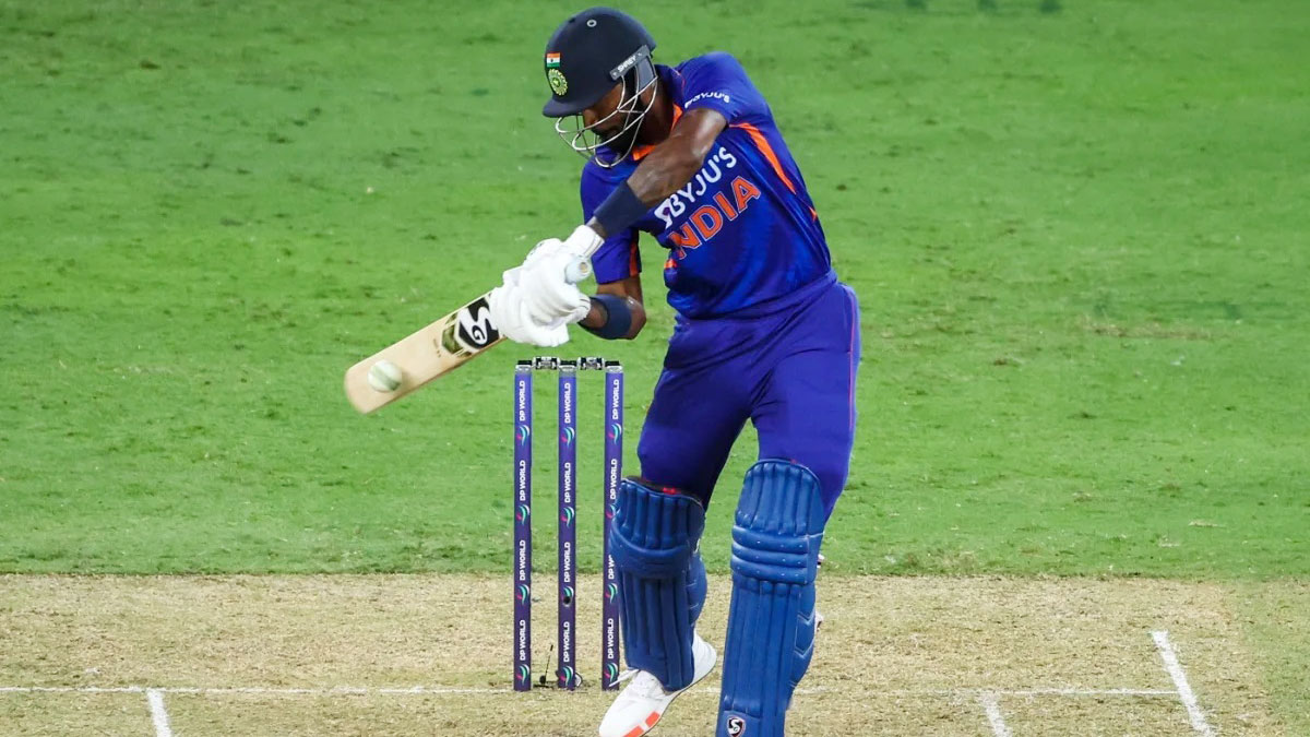 রোমাঞ্চকর লড়াইয়ে পাকিস্তানকে হারাল ভারত
