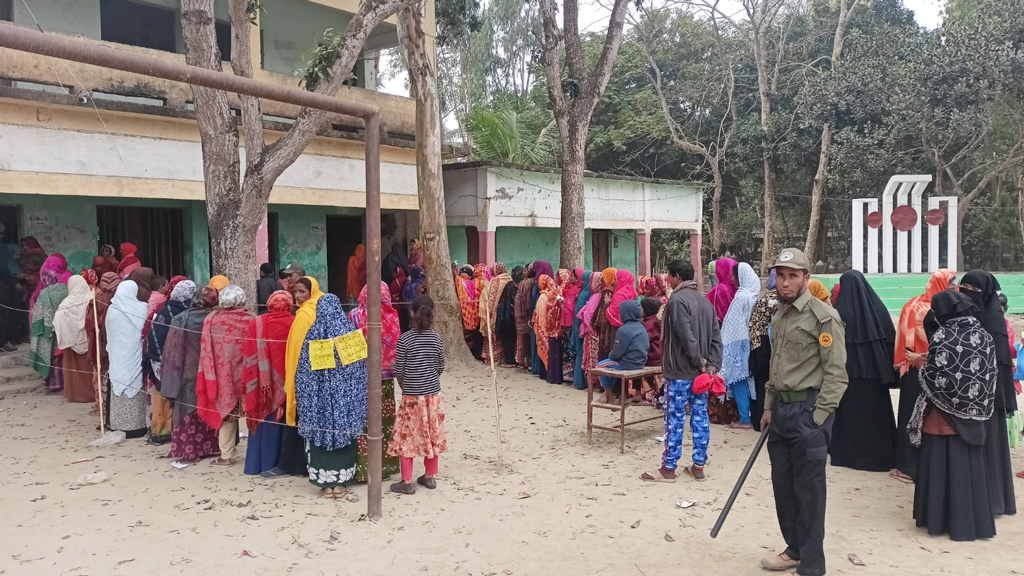 গাইবান্ধা-৫ উপনির্বাচন: ১১১ কেন্দ্রের বেসরকারি ফলে এগিয়ে নৌকা