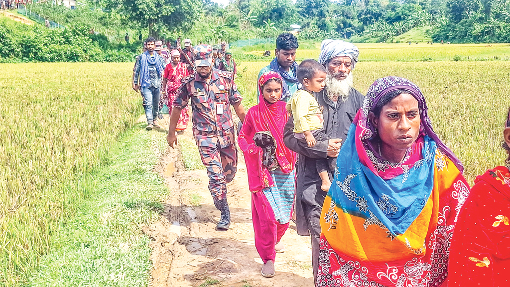 সীমান্ত দিয়ে আরও ৬৬ জনকে পুশ ইন