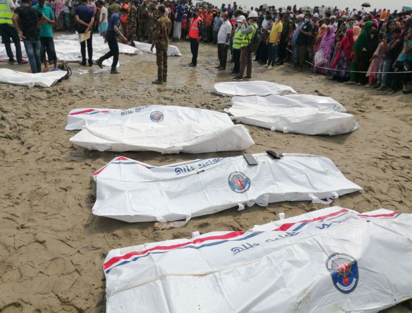 স্পিডবোট ডুবি: ৮ মরদেহ হস্তান্তর