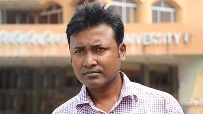 ঘটনাচক্রে শিক্ষক  তবুও আমি গর্বিত