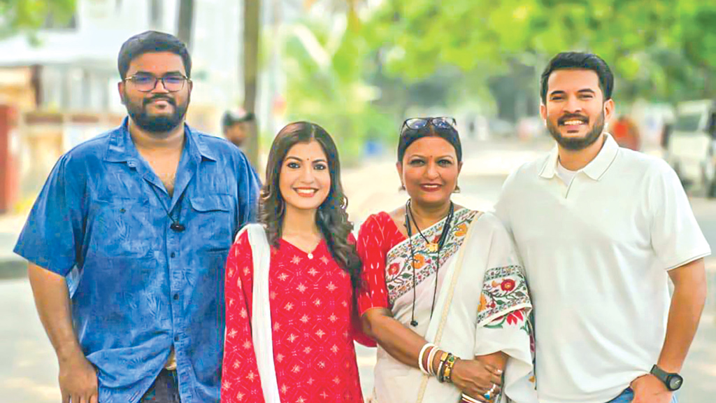 পার্থ-সাদনিমাকে নিয়ে ছেলের গল্প ও চিত্রনাট্যে চয়নিকার নাটক