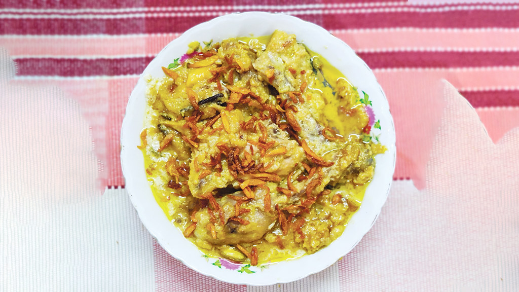 মুরগির শাহি কোর্মা