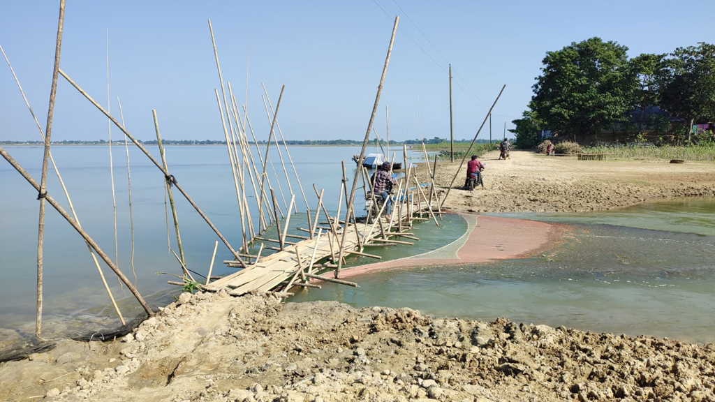 বোরো চাষে বিলম্বের আশঙ্কা