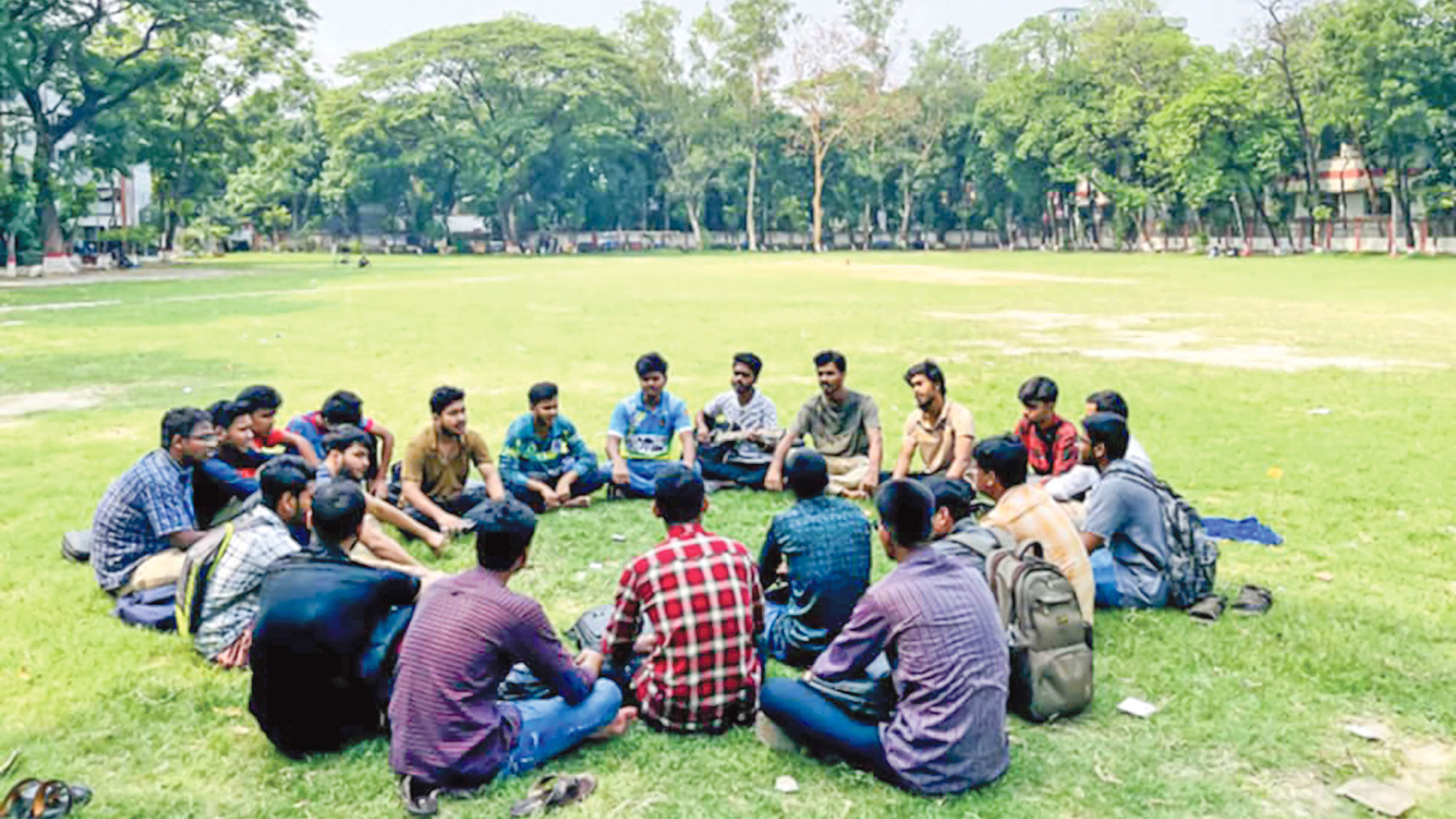 পাঠকবন্ধুর সাংস্কৃতিক স্পন্দনে মুখর ঢাকা কলেজ