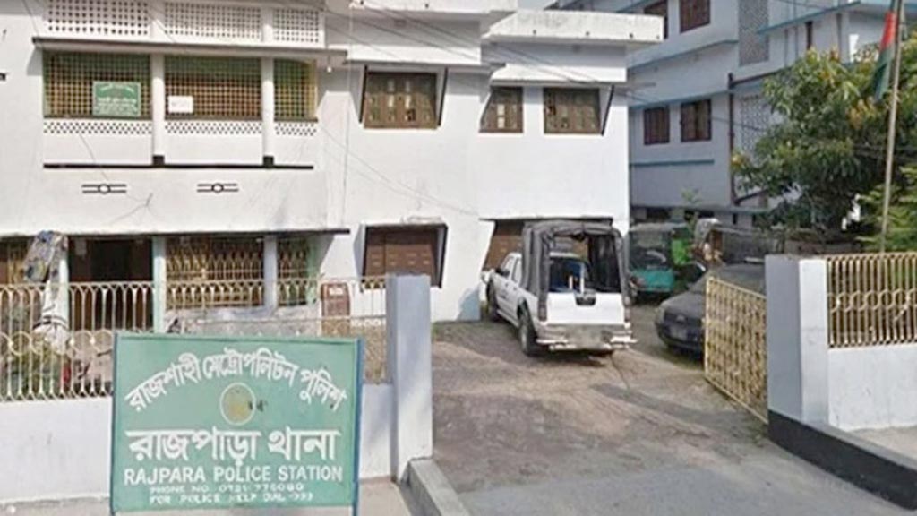কিছু না দেখা ‘প্রত্যক্ষদর্শীদের’ সাক্ষ্য দিতে চাপ দিচ্ছে পুলিশ