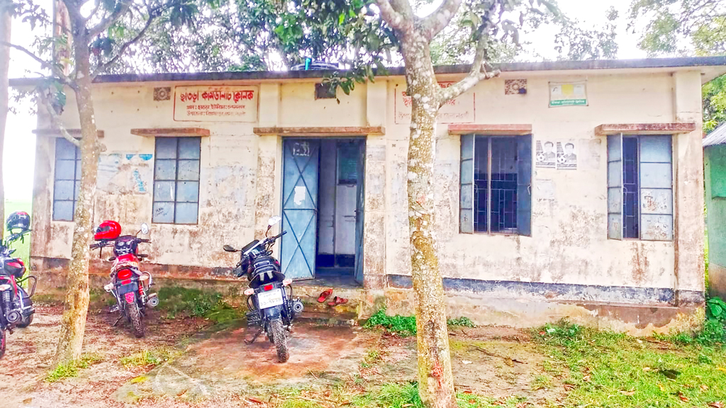 ৩০৭ কমিউনিটি ক্লিনিকের বেশির ভাগই জরাজীর্ণ