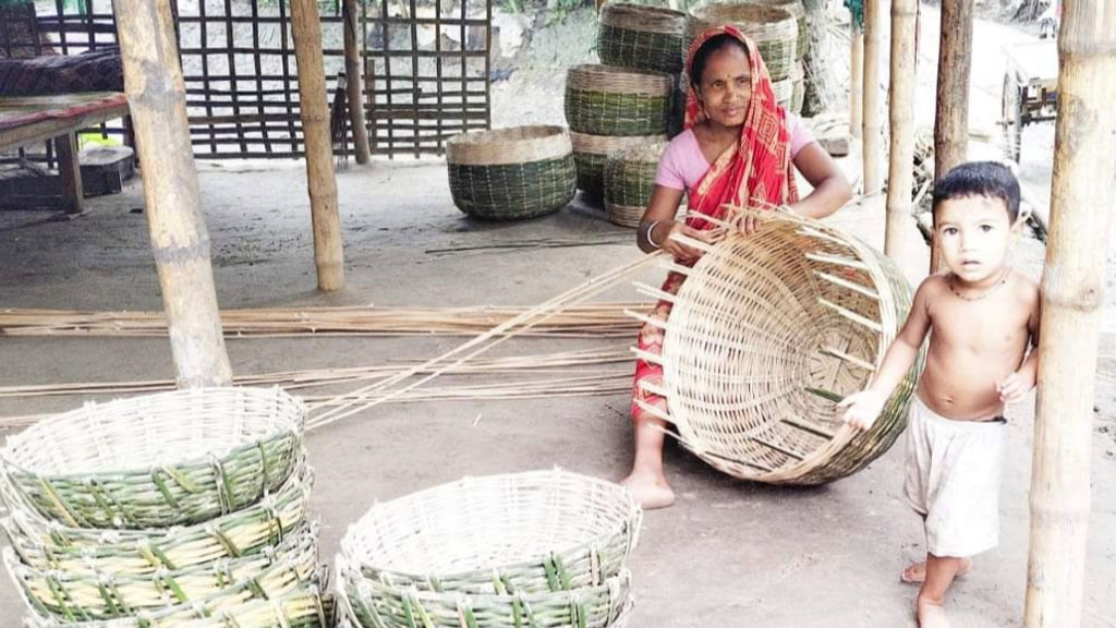 বিপাকে বাঁশ-বেতশিল্পীরা