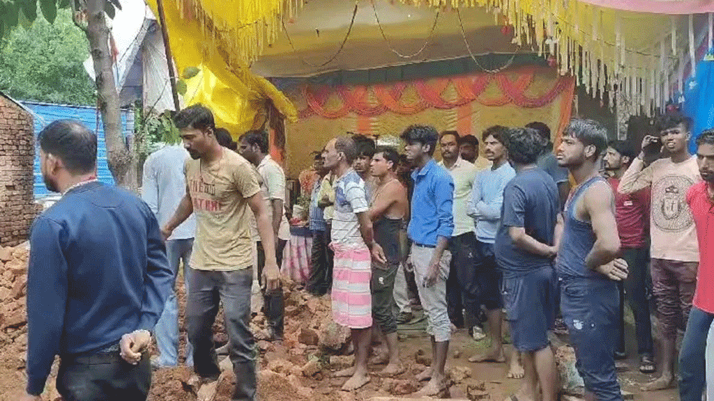 ভারতের মধ্যপ্রদেশে দেয়াল ধসে ৯ শিশু নিহত