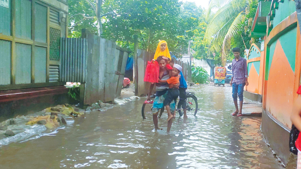 সড়কে জলাবদ্ধতা, দুর্ভোগ