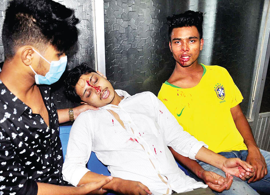 চট্টগ্রাম কলেজ ছাত্রলীগের দু’পক্ষে সংঘর্ষের ঘটনায় পাল্টাপাল্টি মামলা