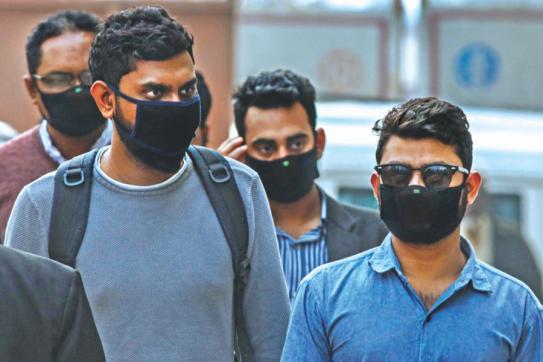 কিশোরগঞ্জে মাস্ক না পরায় ১১ জনকে জরিমানা