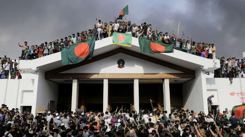 বাংলাদেশে নৈরাজ্যের সুযোগে ইসলামি চরমপন্থীদের মাথাচাড়ার শঙ্কা (পর্ব-১)