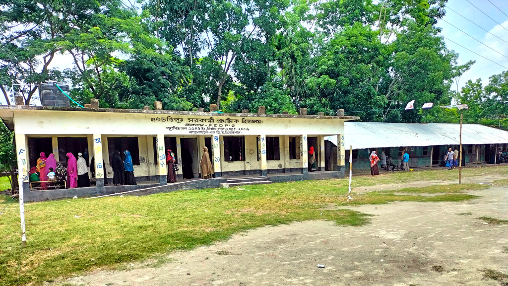 বরিশালে সহকারী রিটার্নিং অফিসারের ওপর হামলার ঘটনায় আটক ১০ 