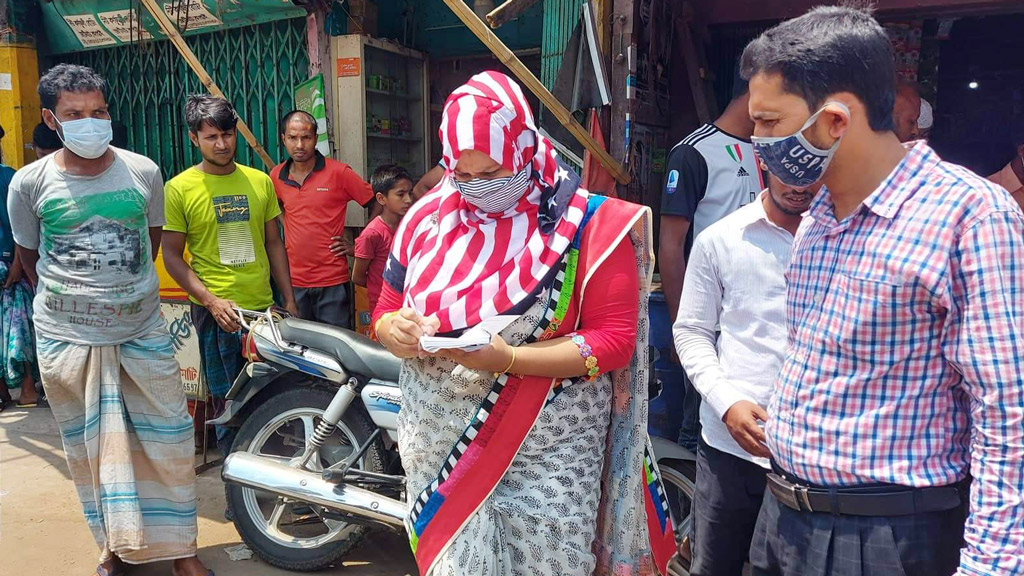 মেয়াদোত্তীর্ণ পাঁচ বছর আগে  সেই খাদ্যপণ্যও প্রদর্শনীতে