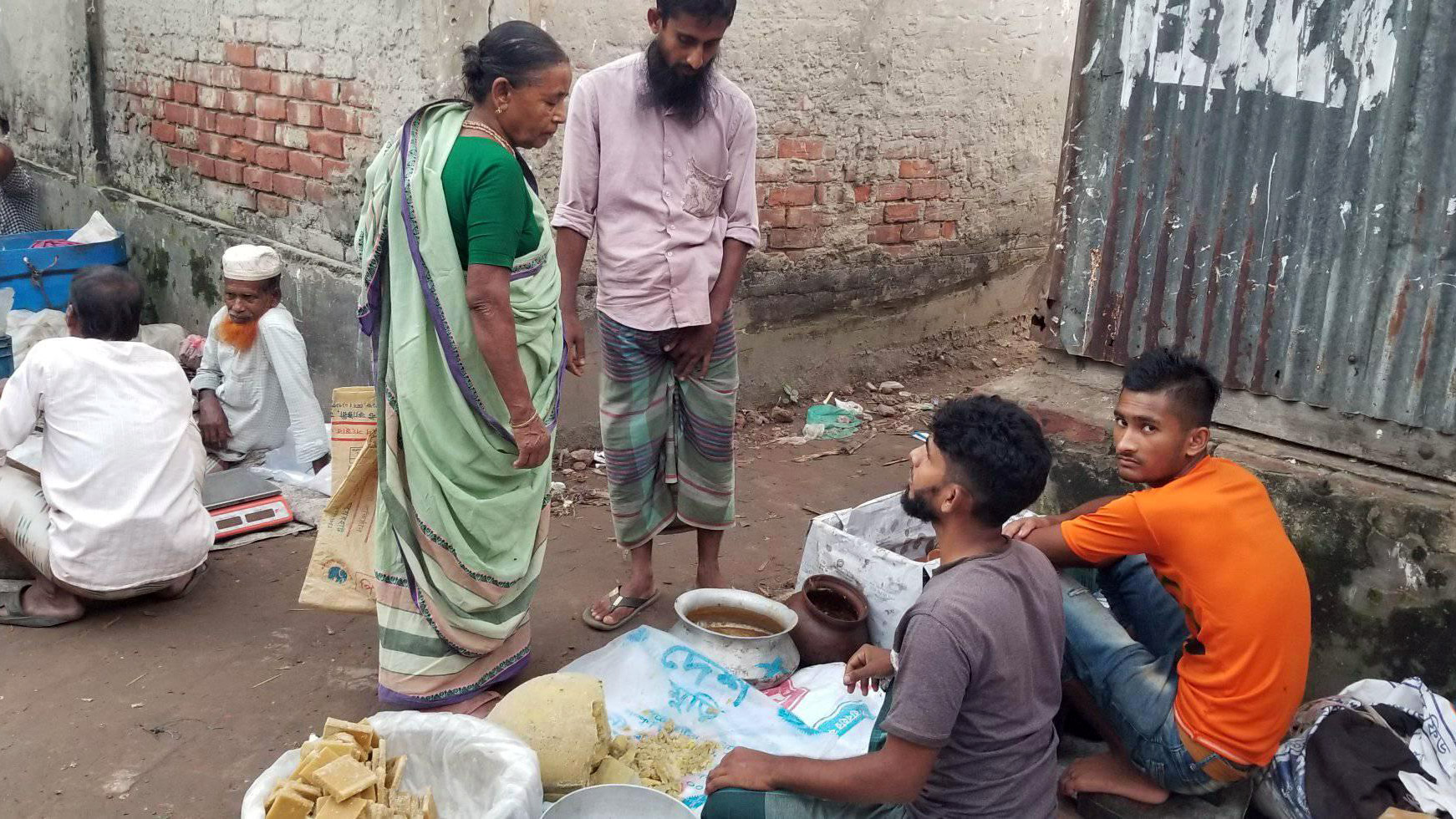 খেজুর গুড়ে ভেজাল