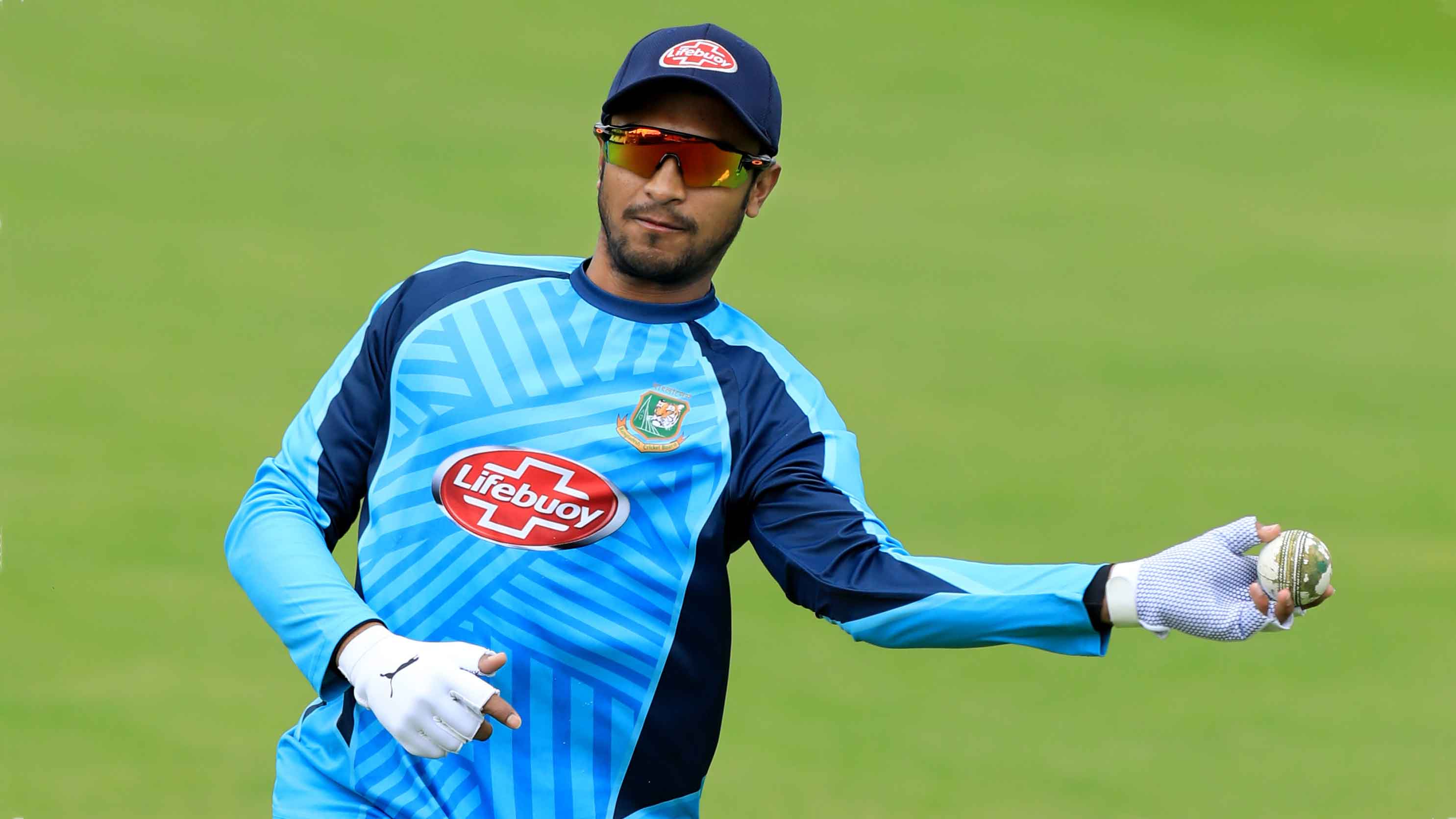 সাকিব কখনোই বলেনি টেস্ট খেলবে না, বলছেন হাবিবুল