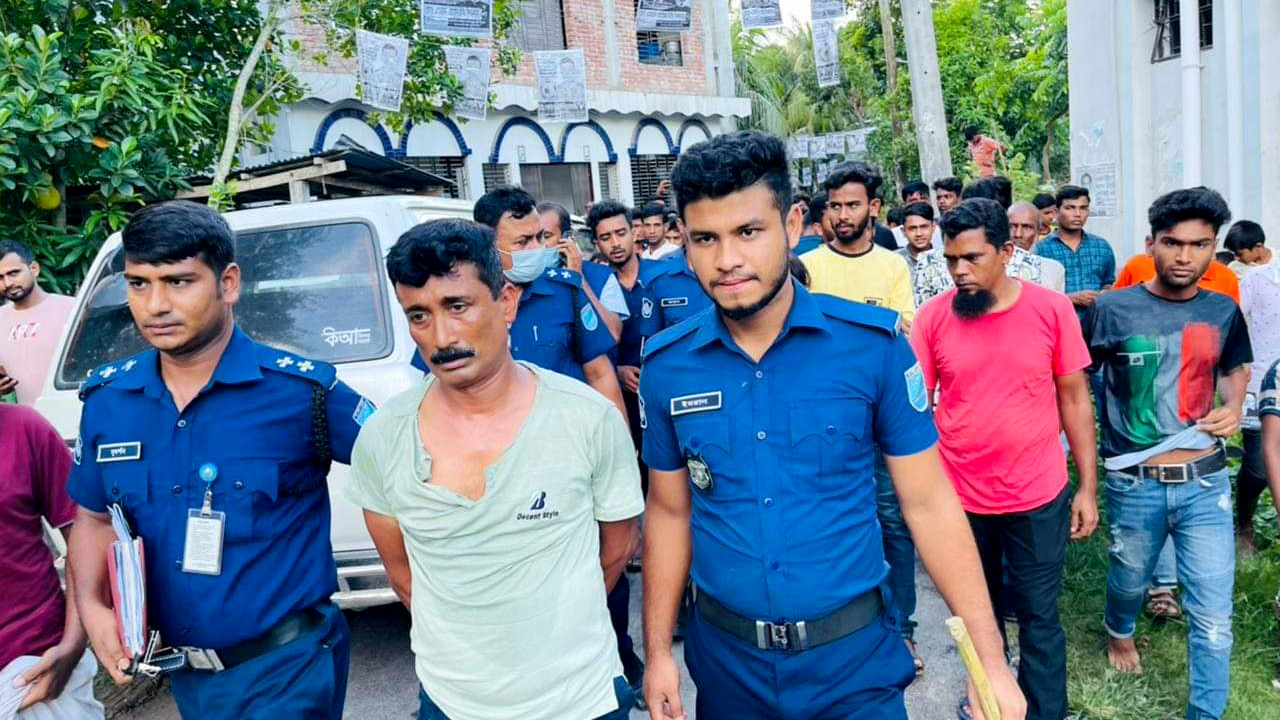 শিবচরে প্রচারণার সময় প্রার্থীকে আটকে ভয়ভীতি দেখানোর অভিযোগে আটক ১