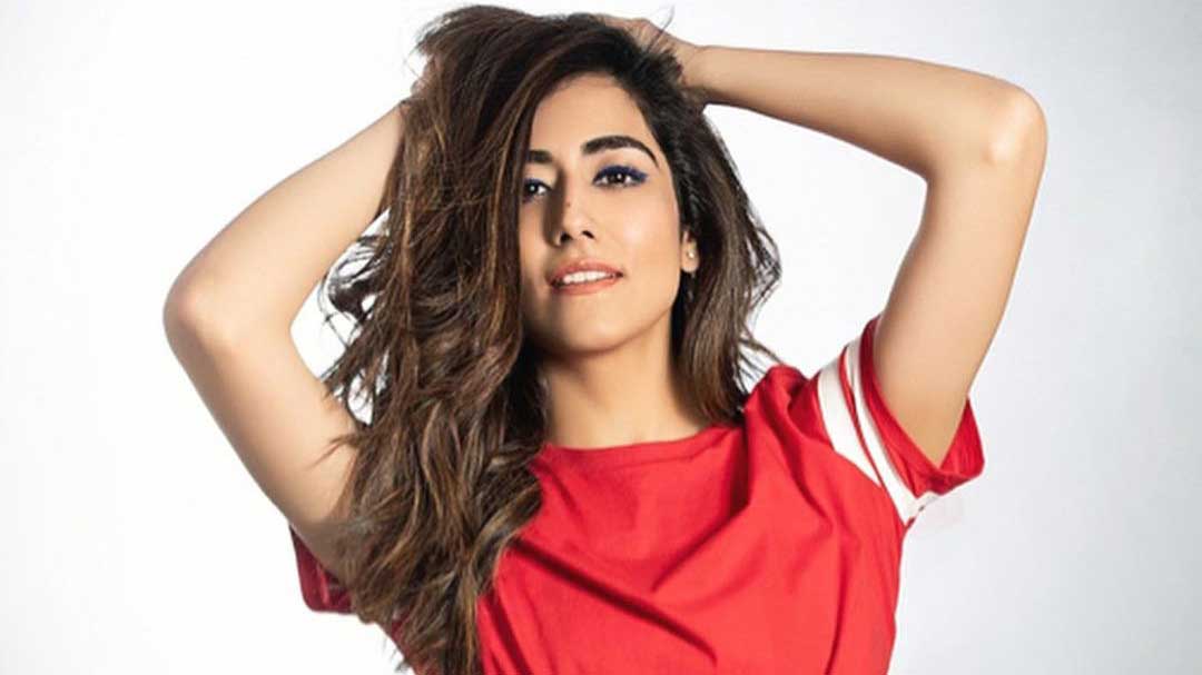 কানাডা থেকে বলিউড মাত