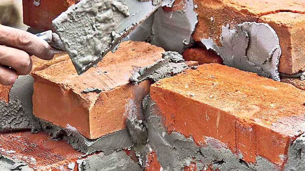 নির্মাণসামগ্রীর দাম লাগামহীন