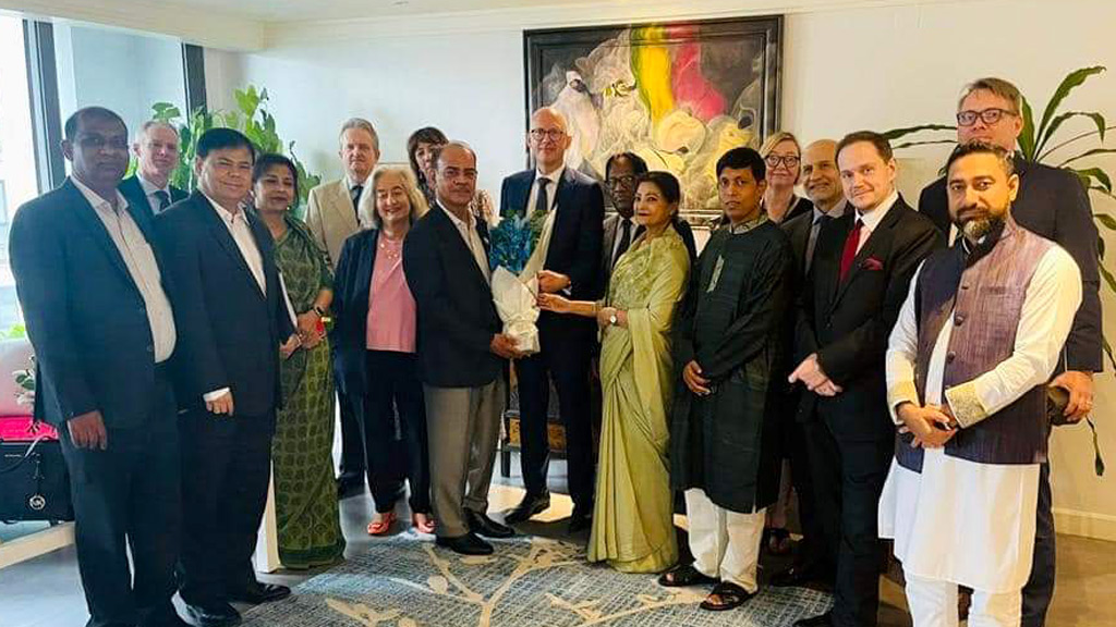 নির্বাচনে ছোট আকারের এক্সপার্ট গ্রুপ পাঠাবে ইইউ: আওয়ামী লীগ