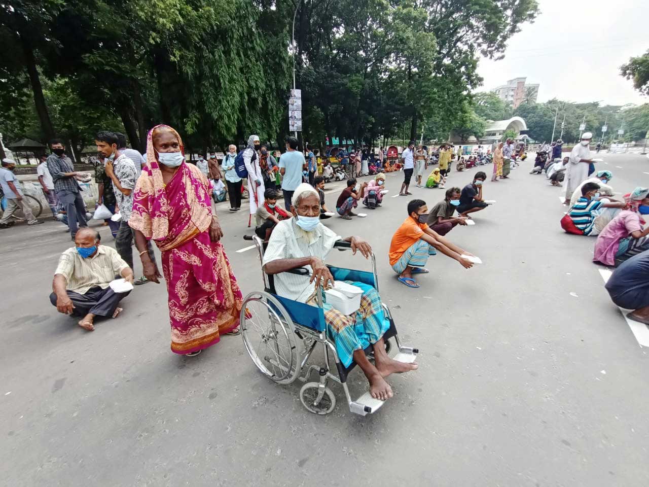 শহরে দারিদ্র্য বেড়েছে, গ্রামে কমেছে: গবেষণা