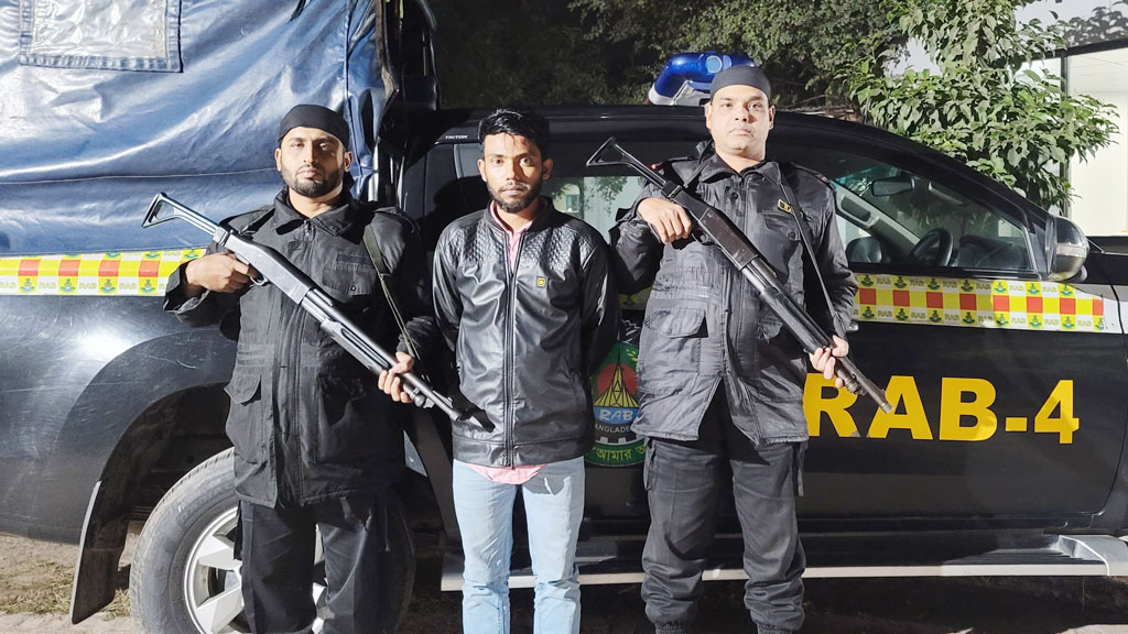 ‘স্ত্রীকে হত্যার পর আত্মগোপনে’, ৯ দিন পর যুবক গ্রেপ্তার