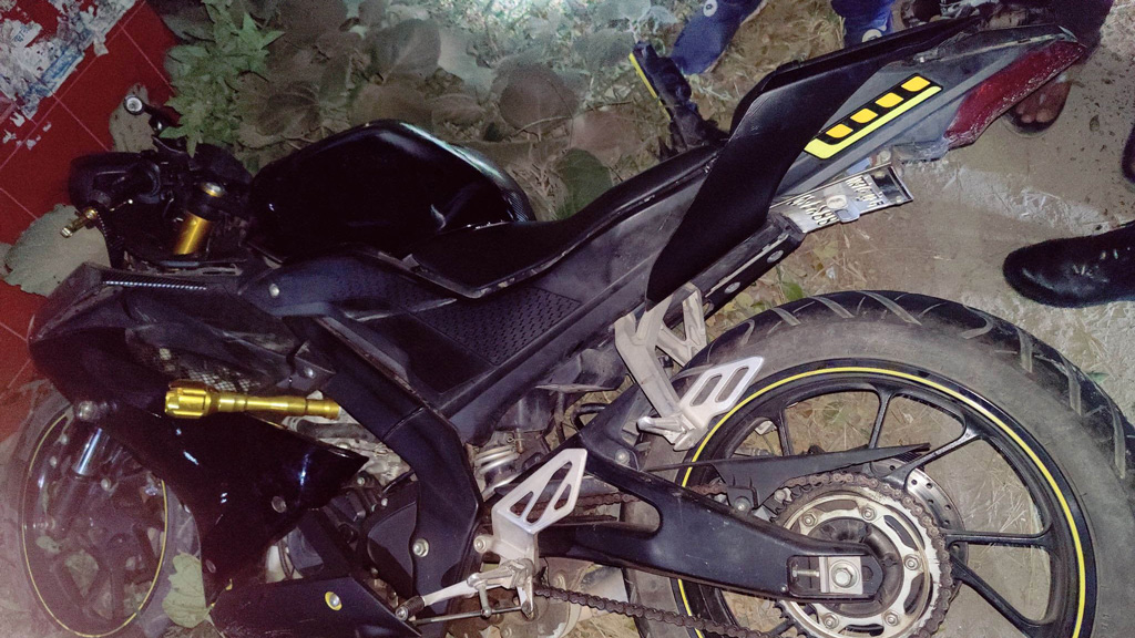 রাজশাহীতে ট্রাক-বাইক মুখোমুখি সংঘর্ষ, নিহত ১