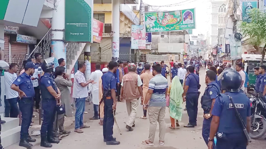 পিরোজপুরে বিএনপির সমাবেশে ছাত্রলীগের হামলার অভিযোগ 