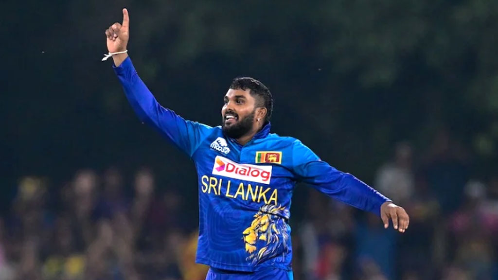‘নিষিদ্ধ’ হাসারাঙ্গাকে নিয়ে বাংলাদেশ সফরে শ্রীলঙ্কার টি-টোয়েন্টি দল