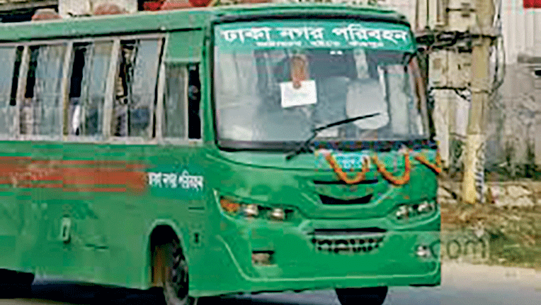 যাত্রী বেড়েছে, কাটেনি সংকট