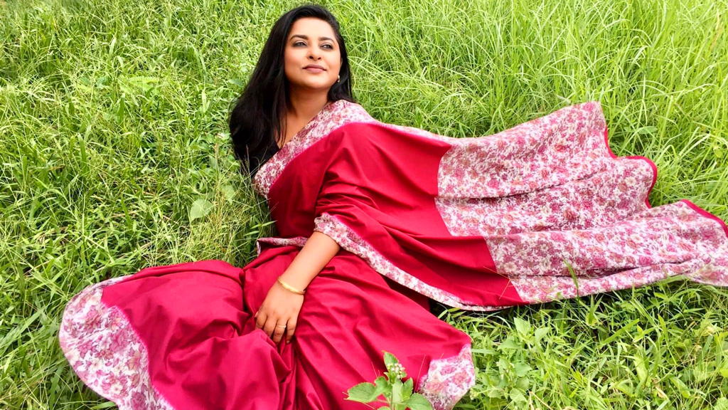 এটা একটা কমপ্লিট মুক্তিযুদ্ধের ছবি