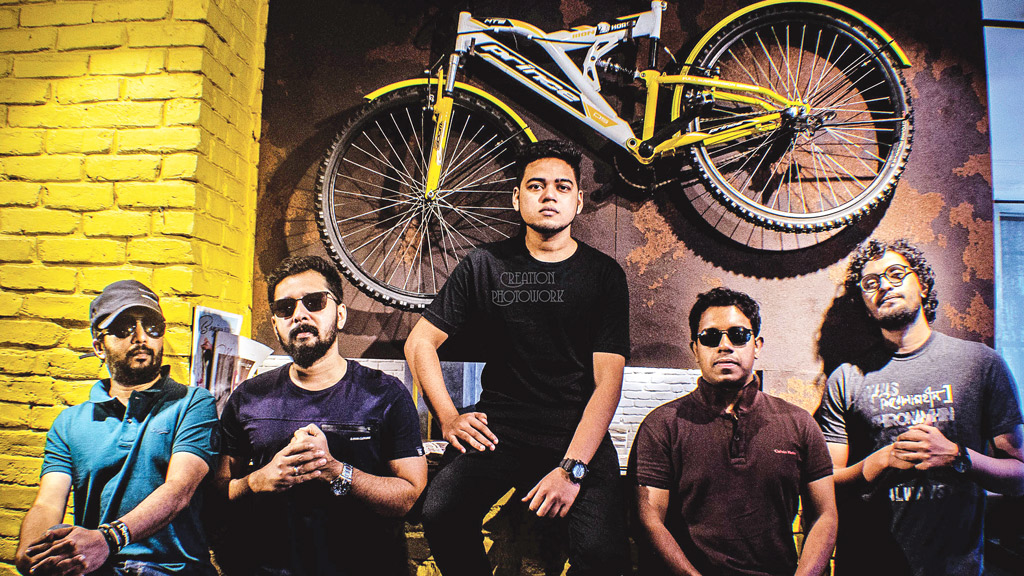 শিরোনামহীনের গানে গ্রিক পুরাণ