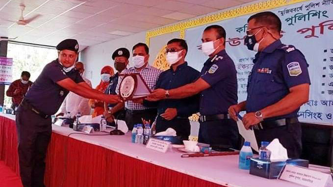 শ্রেষ্ঠ কমিউনিটি পুলিশিং কর্মকর্তা নিরুপম