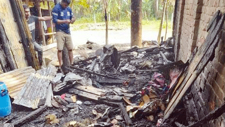 সিলিন্ডার বিস্ফোরণে পুড়ল বিধবার ঘর