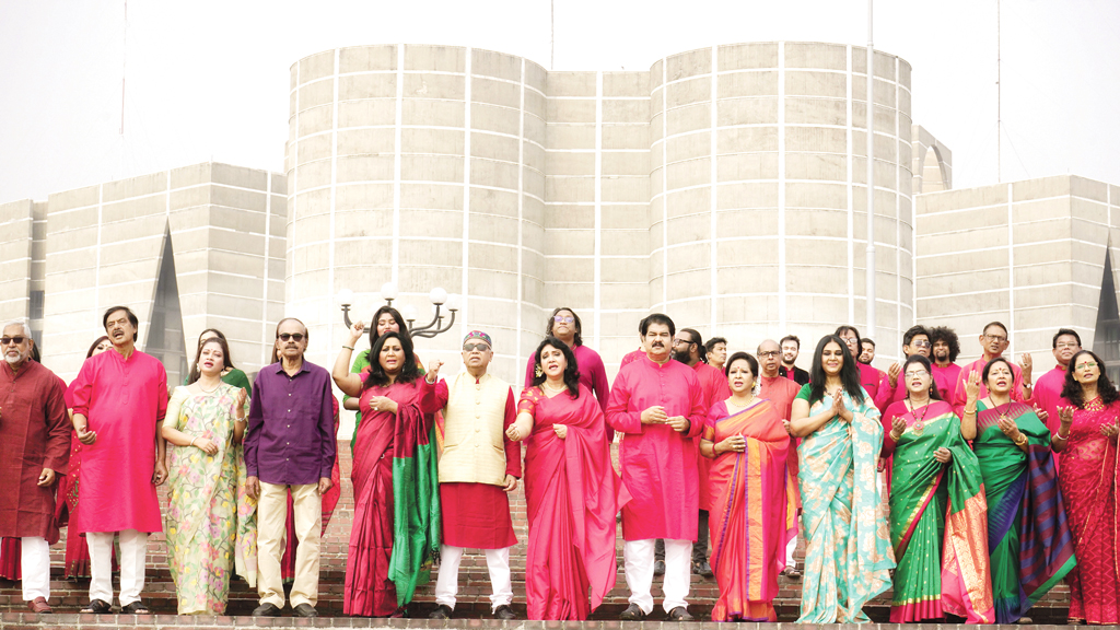 ৫০ শিল্পীর কণ্ঠে ‘সুবর্ণ ৫০’