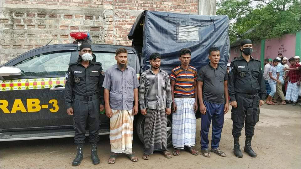 কার দেখিয়ে অটো ছিনতাই