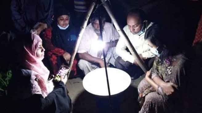 শত্রু ও মিত্র পোকা চিনতে আলোকফাঁদ