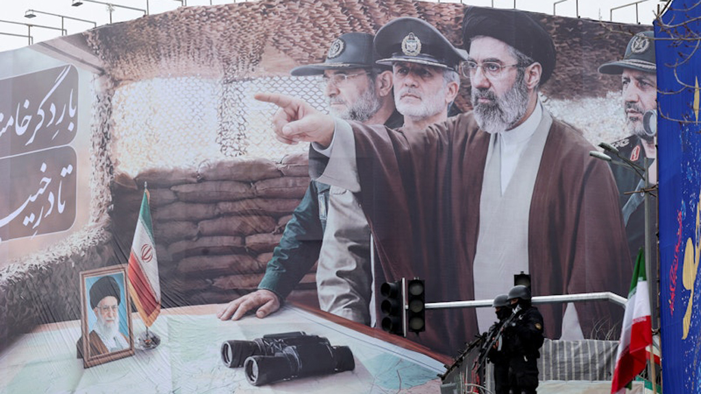 কঠোর অবস্থানে ইরান, আলোচনায় দিতে পারে কঠিন শর্ত