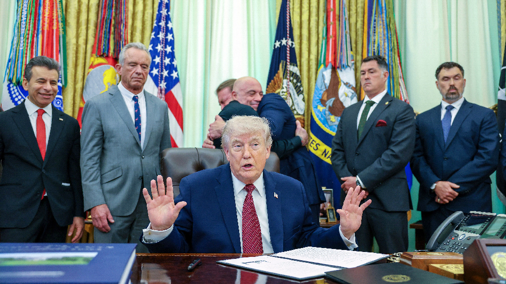 হরমুজ বন্ধের ভয় দেখিয়ে ইরান ব্ল্যাকমেল করতে পারবে না: ট্রাম্প