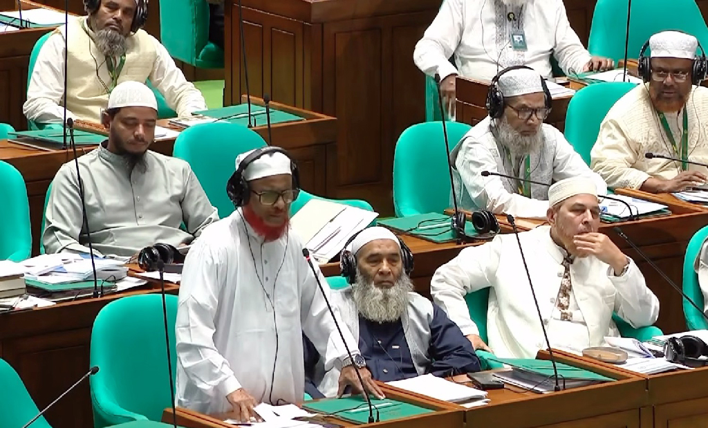 ১৯৭৮ সালে জন্ম নেওয়া বিএনপি কীভাবে মুক্তিযুদ্ধের দল, প্রশ্ন এ টি এম আজহারের