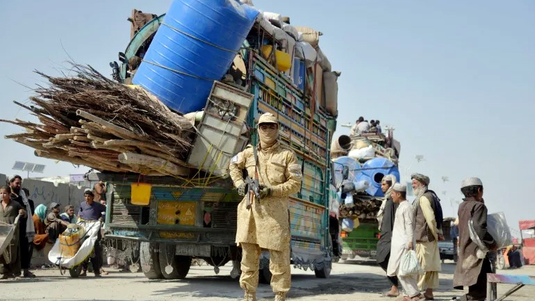 আফগান সীমান্তে উত্তেজনা: এবার টিটিপির হামলায় ৬ পাকিস্তানি সেনা নিহত