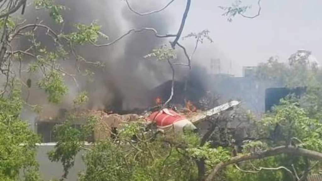 ‘মে ডে’ কল দিয়ে নীরব হয়ে যান আহমেদাবাদে বিধ্বস্ত ফ্লাইটের পাইলট