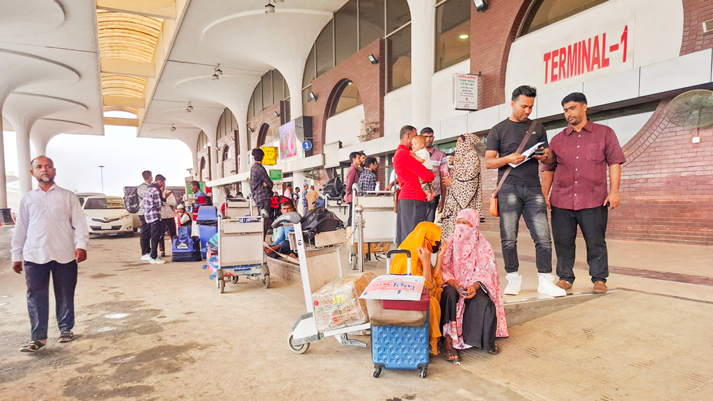 করোনার পর বিশ্বজুড়ে ভয়াবহ ফ্লাইট বিপর্যয়
