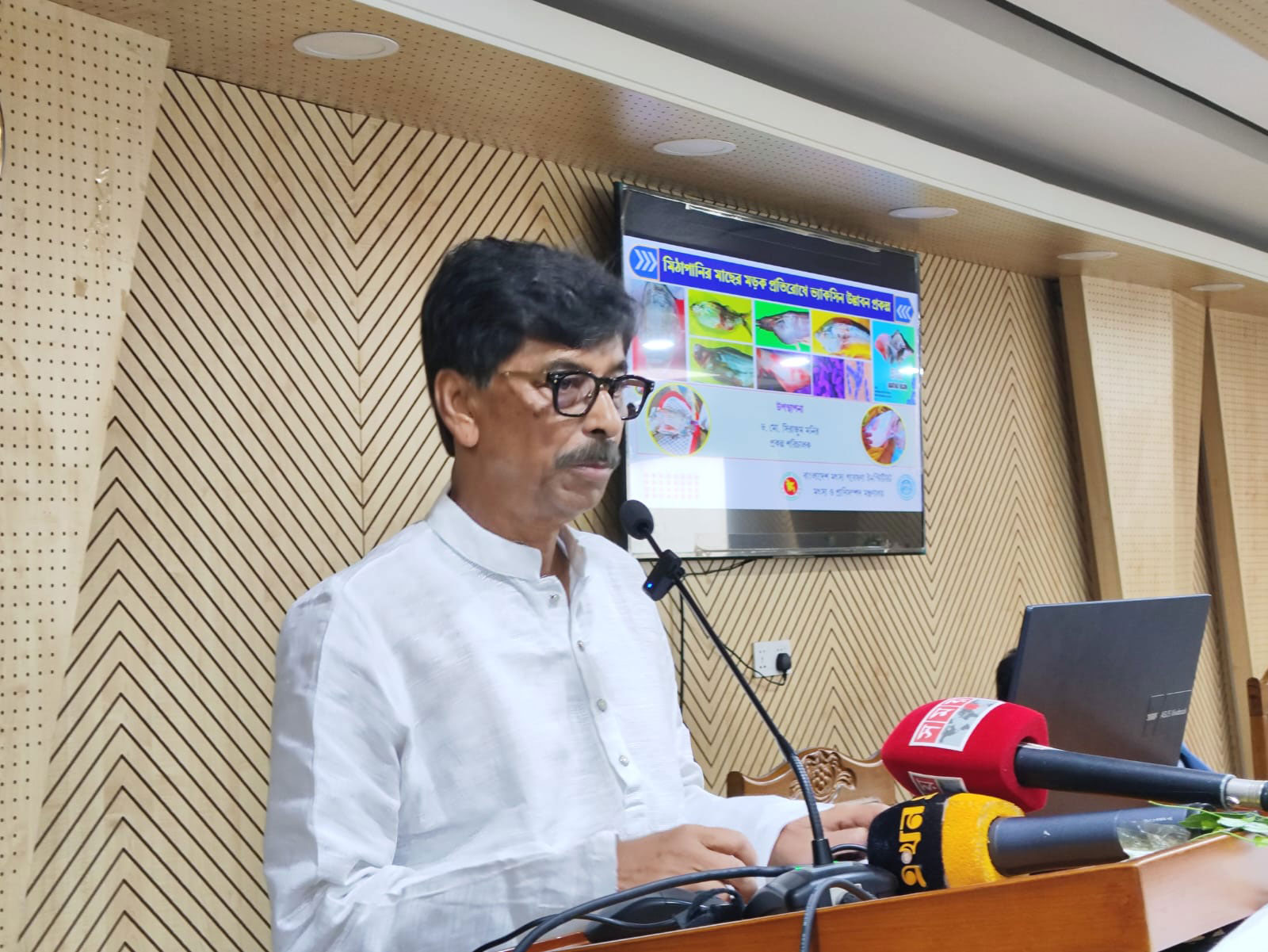 বাংলাদেশে বহু গবেষণা সেন্টার, কিন্তু ভালো উদ্ভাবন নেই: মৎস্য ও প্রাণিসম্পদমন্ত্রী
