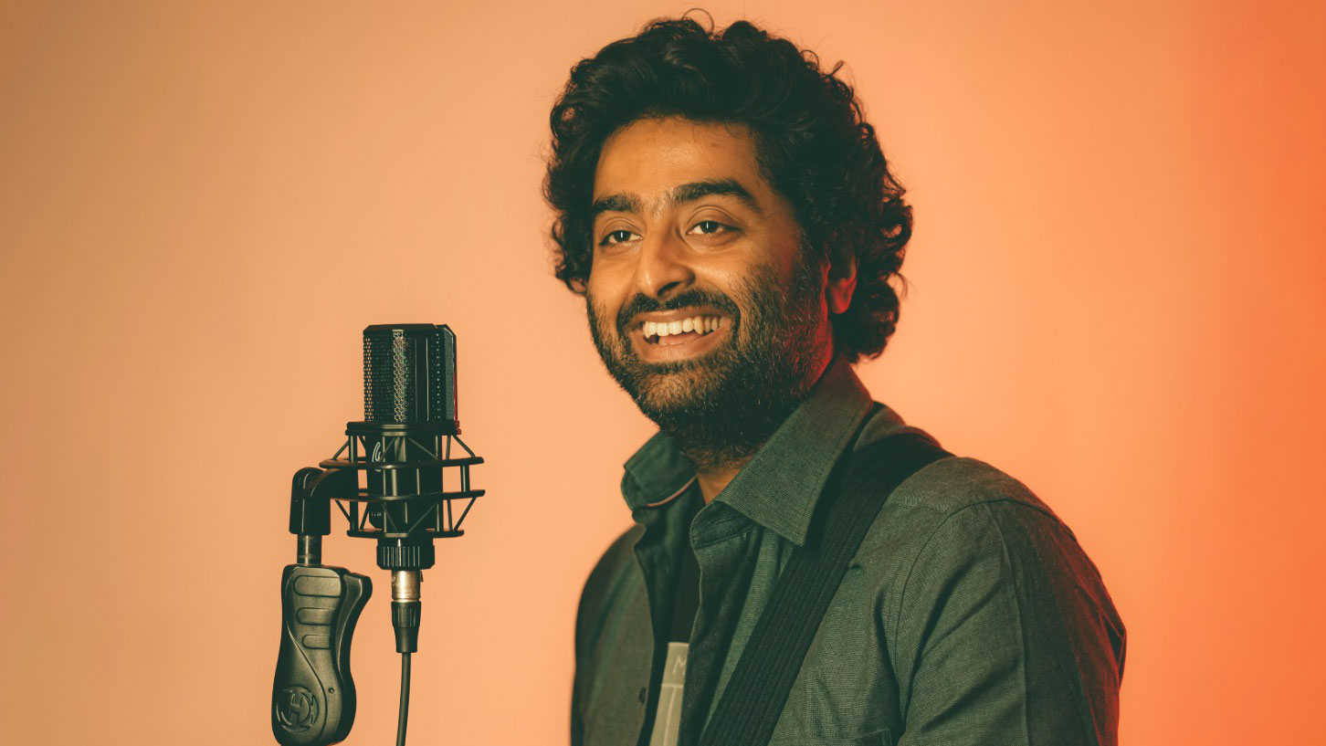 ক্ষমা চাইল অরিজিৎ সিংয়ের টিম, অভিযোগ তুলে নিলেন এসরাজ শিল্পী