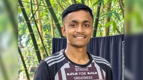 নিখোঁজের চার দিন পর নদে মিলল অটোরিকশাচালকের মরদেহ
